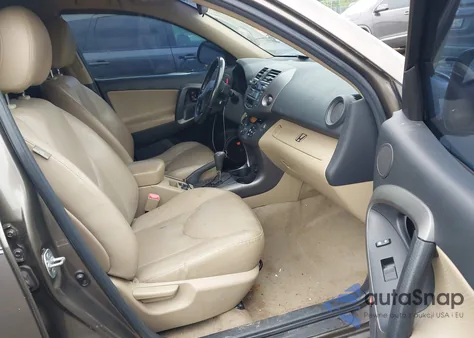 2011 Toyota Rav4 Limited z USA, uszkodzony, nr VIN 2T3DF4DV7BW122530